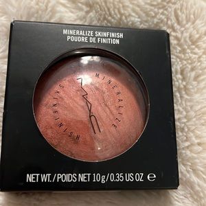 MAC cosmetics mineralize skinfinish Stereo Rose